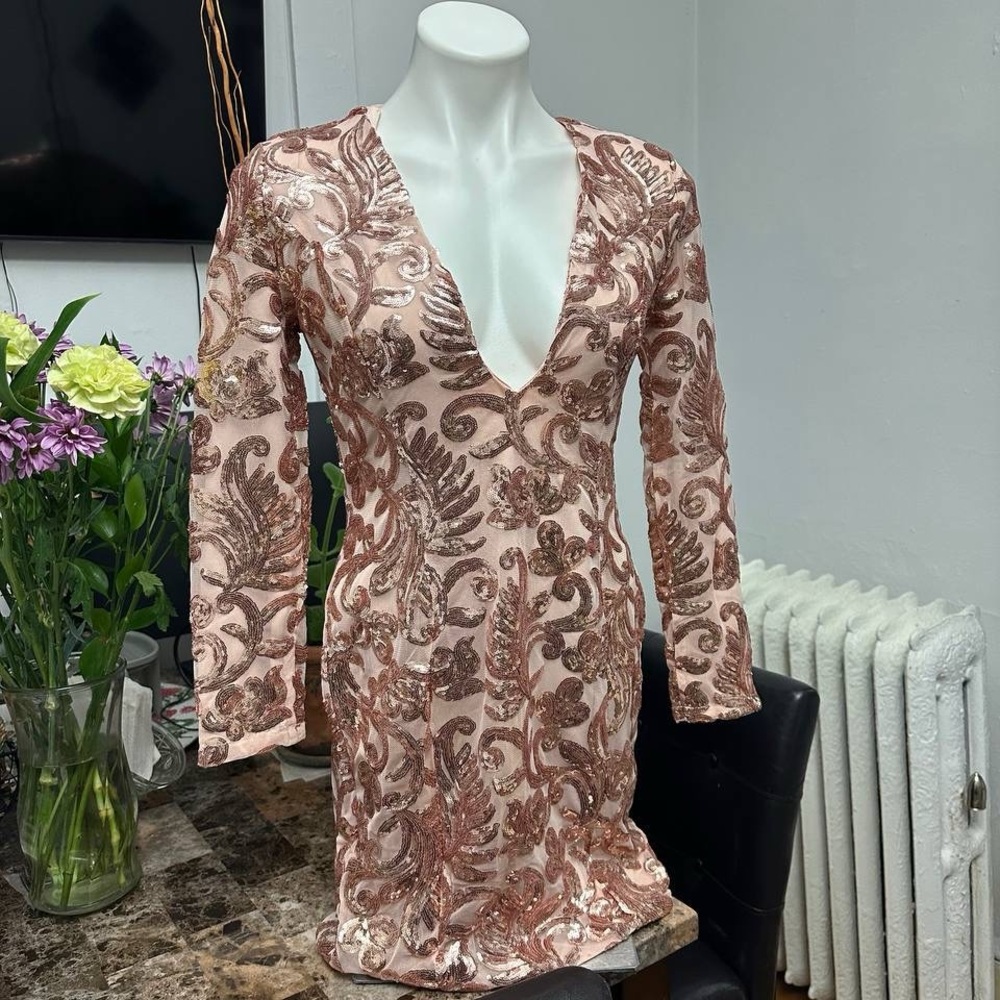 Dress - Picture 2 of 6